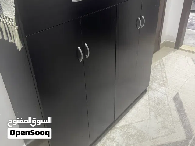 خزانه احذيه كبيره