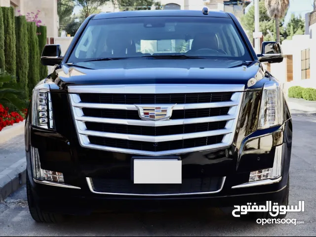 كاديلاك اسكاليد 2015 platinum 7 مقاعد اعلا صنف قاطع 155 الف وارد الشركه