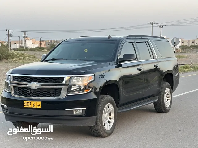 Used Chevrolet Suburban in Al Dakhiliya