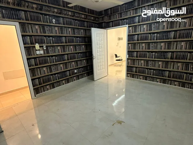 For annual rent, a spacious villa at an attractive price, in addition to the fact that it has local