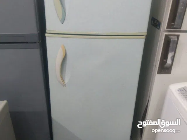تلاجه كريازي 14 نوفروست شحن شركه استعمال نضيف بحاله ممتازه لا يوجد بها أي اعطال
