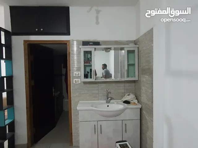 85 m2 2 Bedrooms Apartments for Rent in Jerusalem Kafr 'Aqab