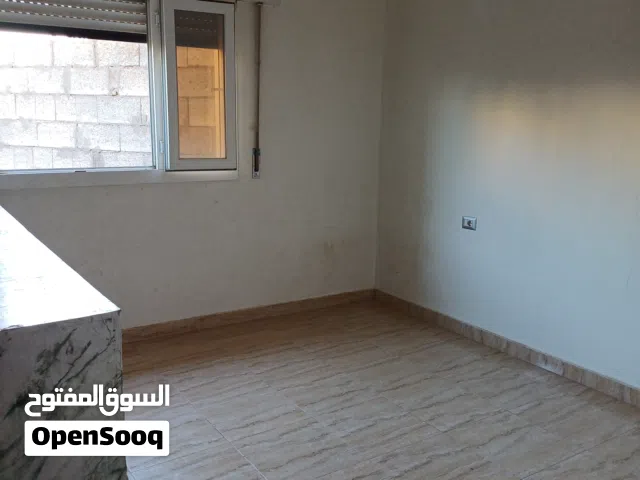 150 m2 Studio Townhouse for Rent in Tripoli Janzour