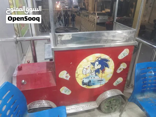 عرباي ذرة وبطاطا مستعملة مع عدتها كاملة بدون جرة غاز ماشاء الله عليها ما فيها اشي