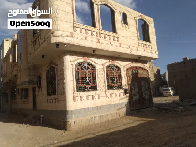 154 m2 3 Bedrooms Townhouse for Sale in Sana'a Other