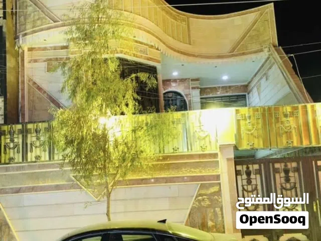 235 m2 5 Bedrooms Townhouse for Sale in Basra Hakemeia