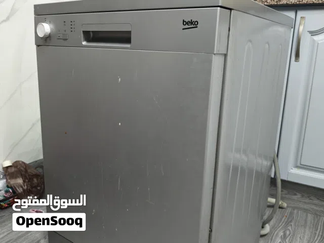 جلايه بيكو شغاله و ع الفحص