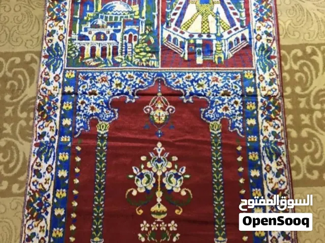 سجادة قديمه للصلاة للبيع
