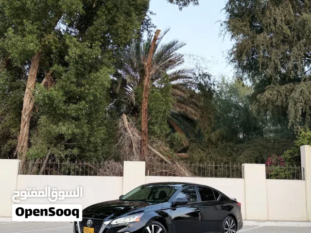 Used Nissan Altima in Al Batinah