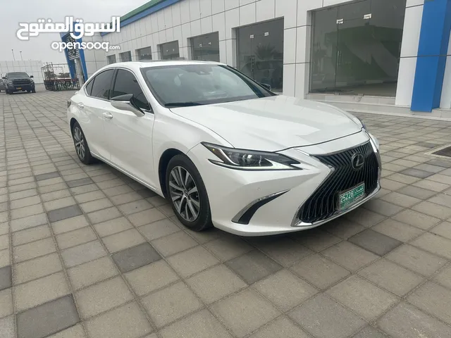 Used Lexus ES in Al Sharqiya