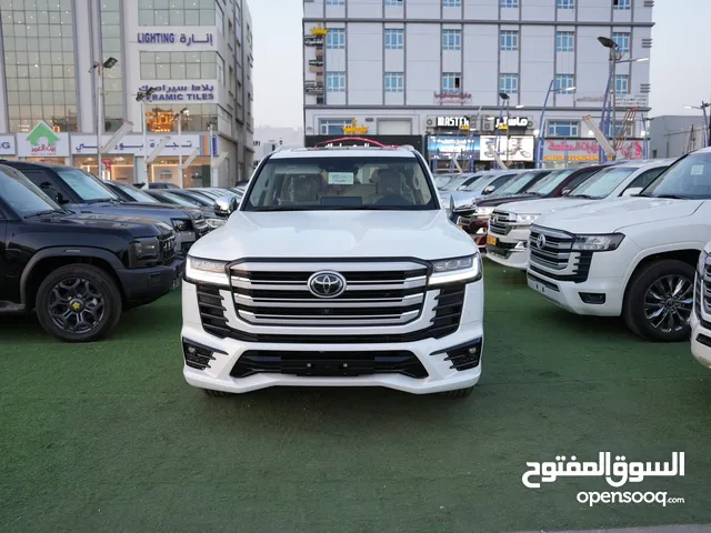 لاندكروزر VXR خليجي عمان 2024