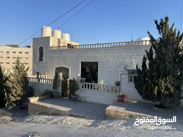 220 m2 3 Bedrooms Townhouse for Sale in Zarqa Jabal El Shamali  Rusaifeh