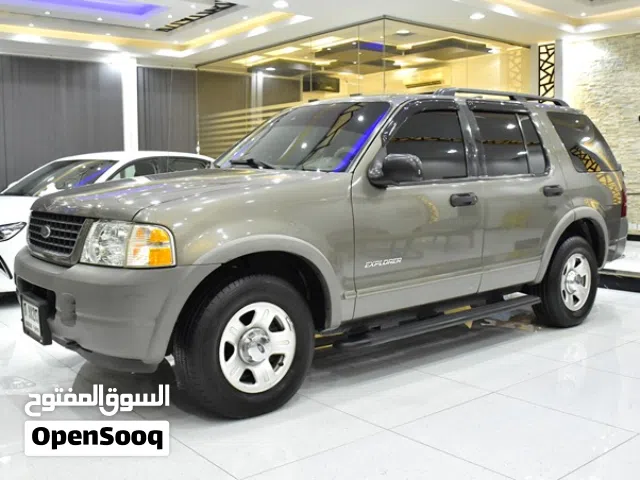 Ford Explorer XLS 4x4 ( 2002 Model ) in Grey Color GCC Specs