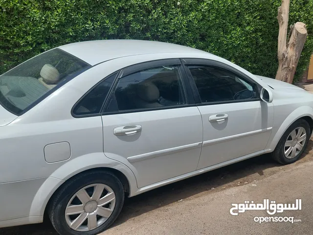 سياره اوبترا 2012
