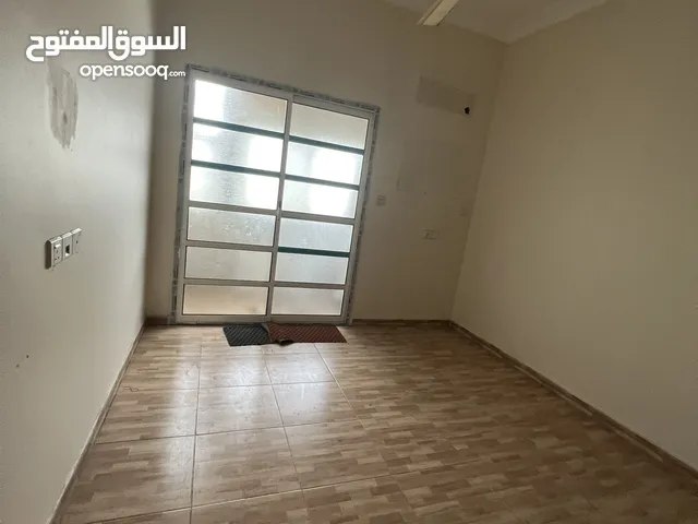 99 m2 3 Bedrooms Apartments for Rent in Aden Al Buraiqeh