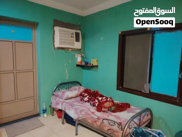 Bed space Available East Riffa