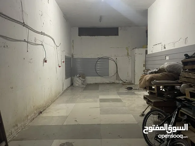 مخزن للايجار منطقة زواتا