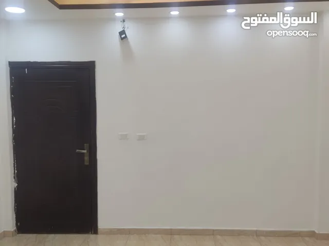 شقة كبيرة ديلوكس في حي القادسية للإيجار