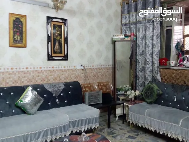75 m2 2 Bedrooms Townhouse for Sale in Baghdad Gherai'at