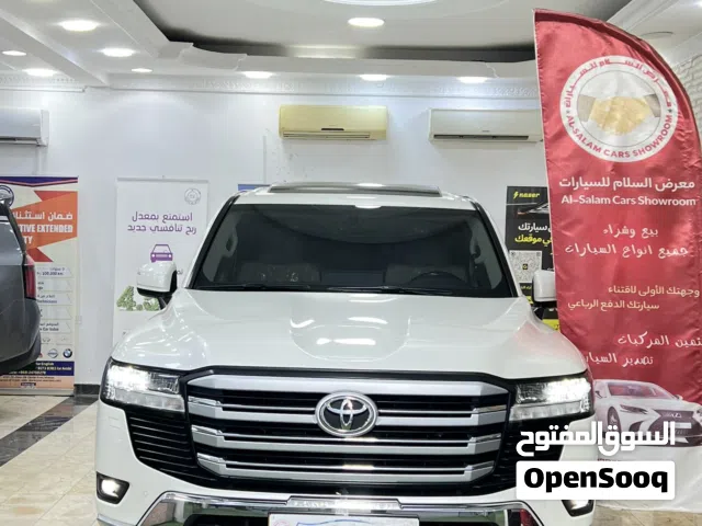 Used Toyota Land Cruiser in Muscat