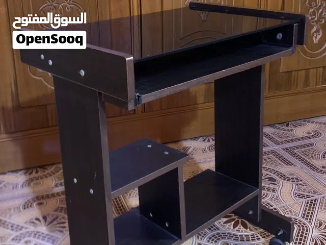 ميز حاسوب أو لابتوب أو دراسه اصلي ثقيل مستخدم لاكن جديد