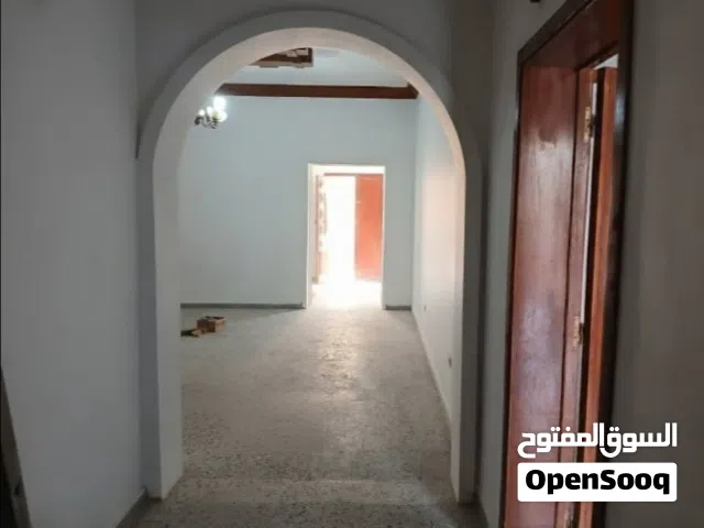 300 m2 4 Bedrooms Apartments for Rent in Tripoli Zanatah