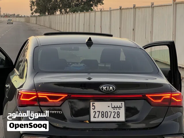 Used Kia Cerato in Tripoli