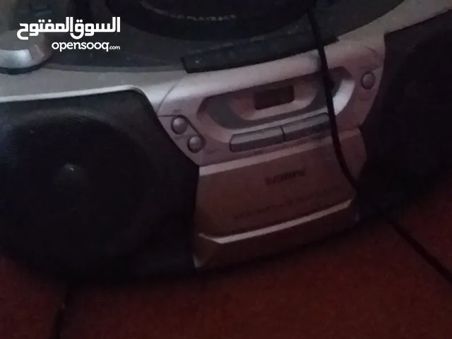 مسجل نوع فيليبس Philips مع راديو و سي دي بلاير  مستعمل