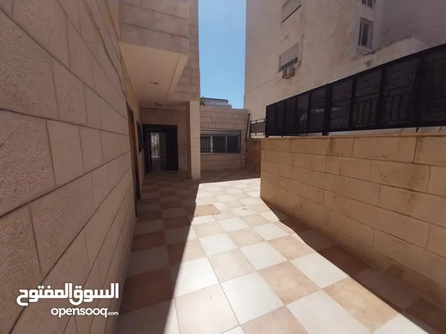 Unfurnished apartment to Rent ( Property 38542 )-174700921