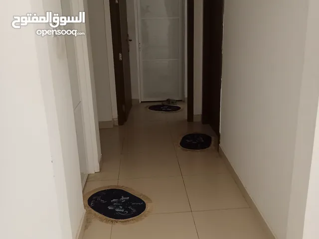 شقة للأيجار في المعبيلة الجنوبية