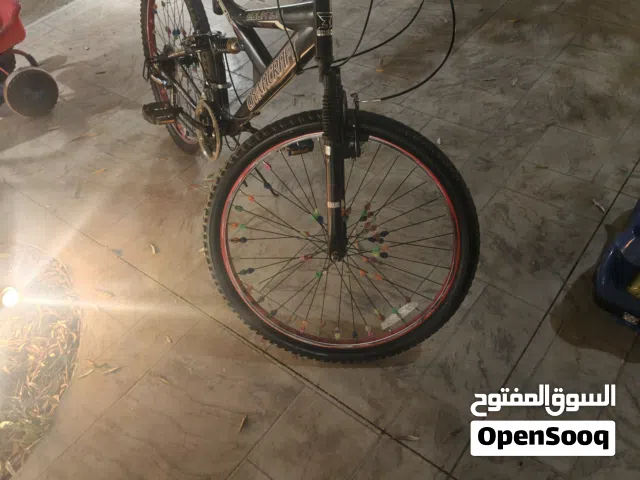 بسكليت امريكي نظيف