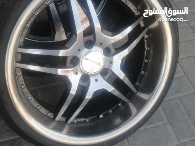 للبيع رنقات شنب حجم 19 يركب مرسيدس واي سياره اخري