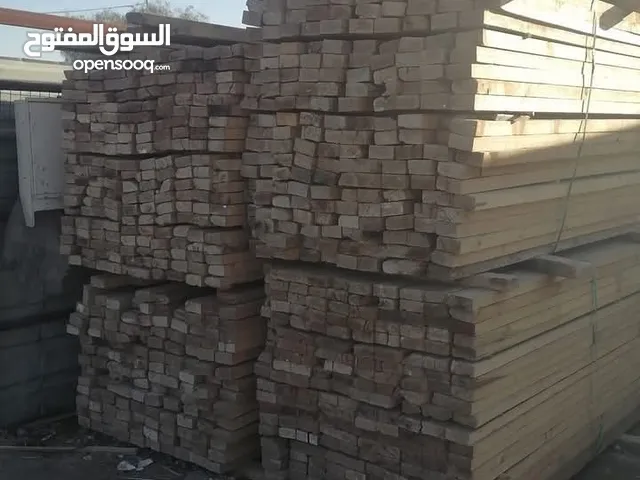 خشب طوبار وجكات ملازم وزاوايا للبيع
