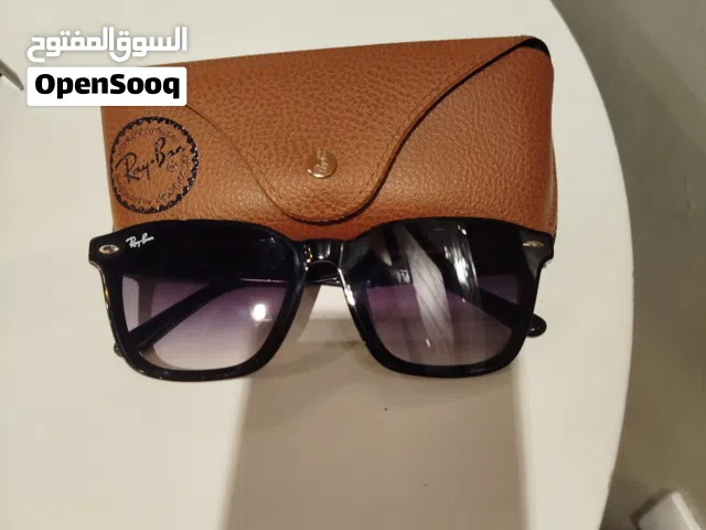 نظارات اصليه Ray-Ban أصليات من محلات الجهمي جارع امحمد . والثانيه ماركه fila اصليه