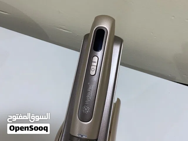 قلم هايدرو بين للعنايه بلبشره