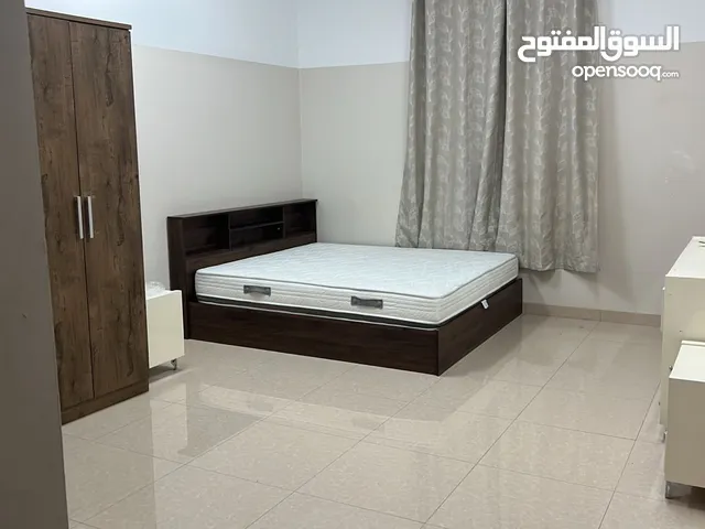 120 m2 2 Bedrooms Apartments for Rent in Al Sharqiya Ibra