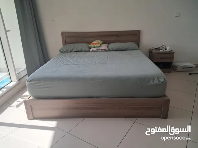King size bed