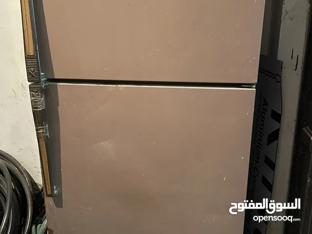 ثلاجة امكور شغالة للبيع