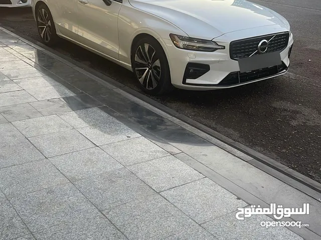 New Volvo S60 B5
