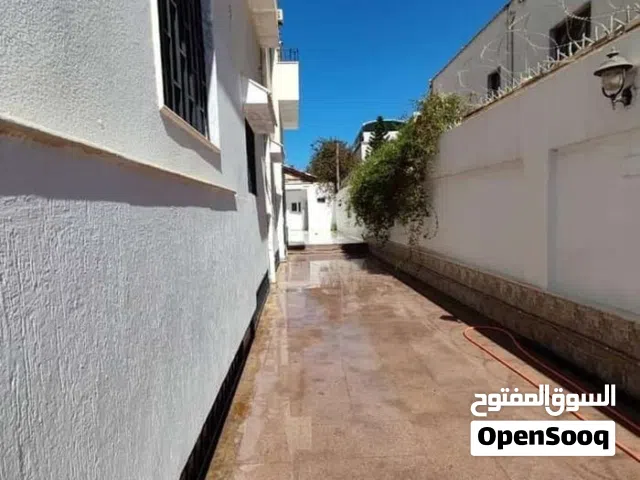 300 m2 More than 6 bedrooms Villa for Sale in Tripoli Bin Ashour