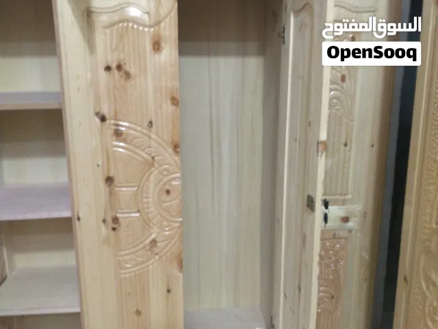 دولاب بوتسريحه خشب سويدي رقم واحد