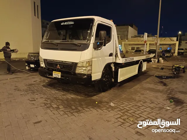 Flatbed Mitsubishi 2005 in Central Governorate