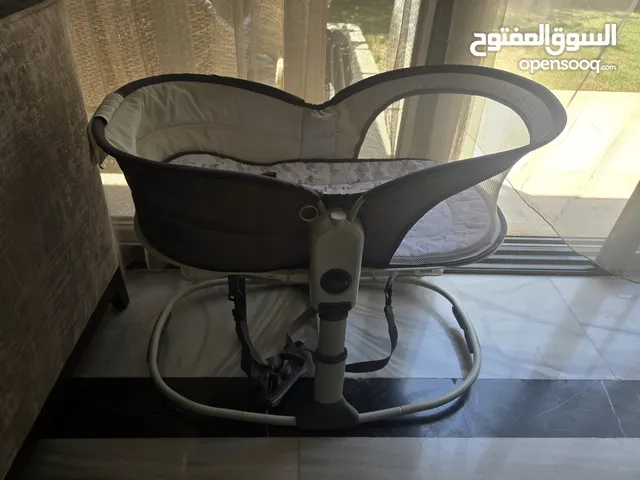 سرير جانبي للأطفال من ماستيلا
