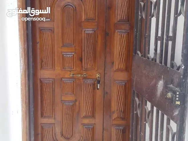 98 m2 2 Bedrooms Townhouse for Rent in Tripoli Souq Al-Juma'a
