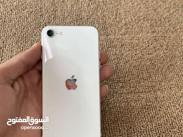 Apple iPhone SE 64 GB in Amman