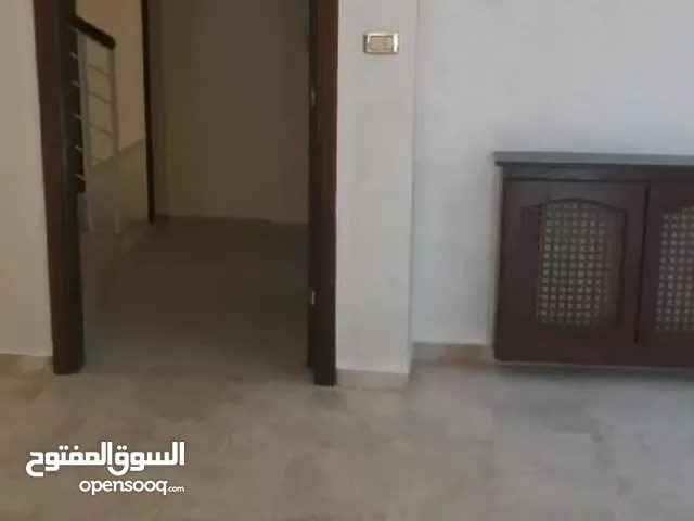 355 m2 4 Bedrooms Villa for Rent in Amman Khalda