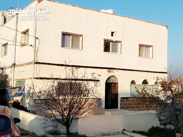 150 m2 More than 6 bedrooms Townhouse for Sale in Irbid Umm Al-Jadayel