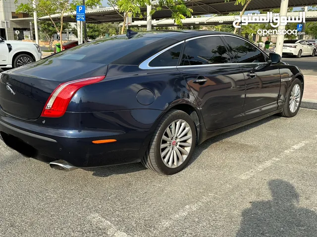JAGUAR XJ LUXURY 4 cylinder turbo 2014