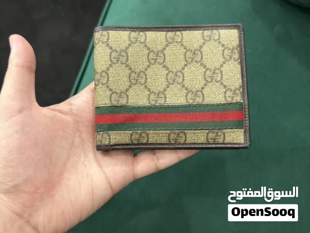 بوك - محفظة قوتشي gucci اصلية نظيفة جدا