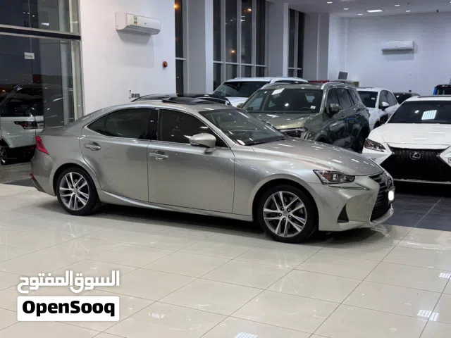 Lexus IS-200t 2017 (SIlver)